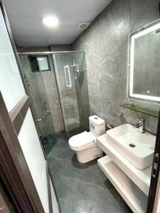 BÁN NHÀ VĂN QUÁN 5 TẦNG