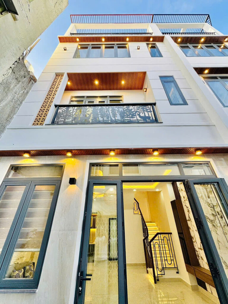 NHÀ HƯỚNG TÂY BẮC GÒ VẤP – CĂN MỚI XÂY FULL NỘI THẤT NGUYỄN TƯ GIẢN, GIÁ CHỈ 5.9 TỶ