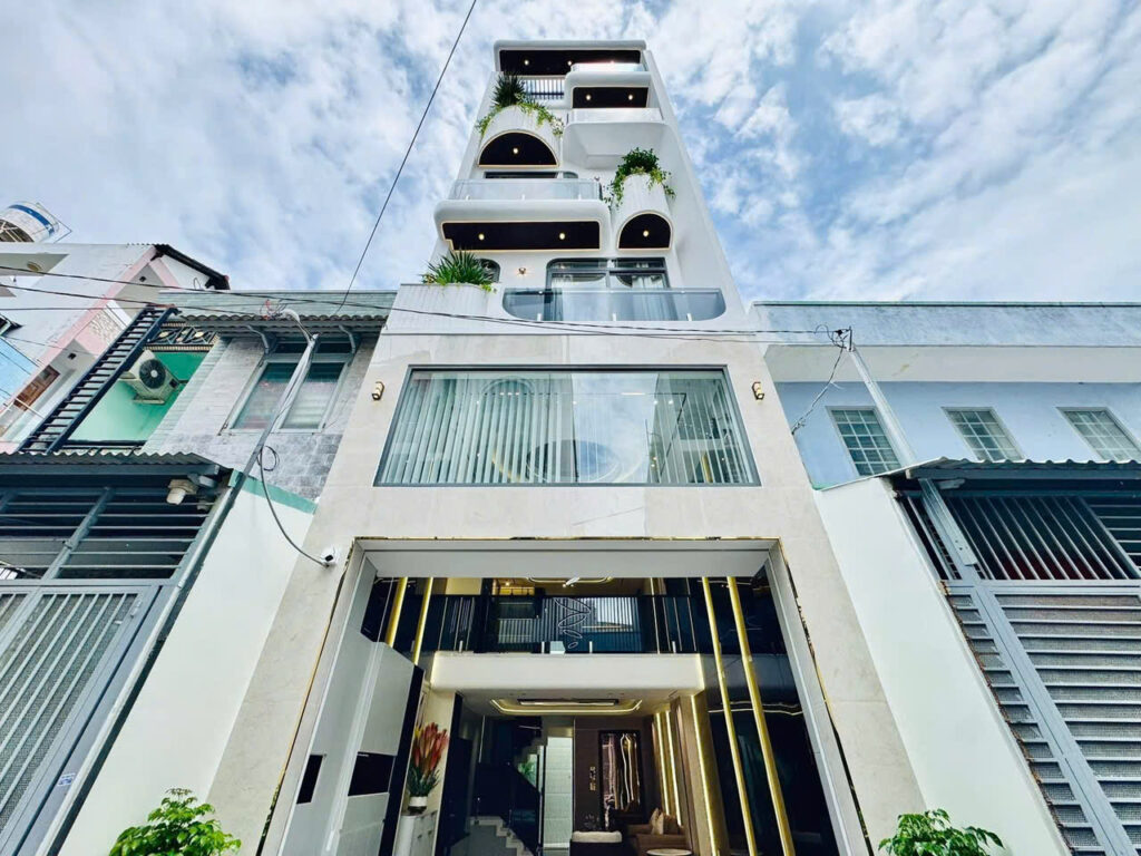 Mua nhà phố có thang máy Gò Vấp – Lê Văn Thọ, 4.5x13m, xe hơi ngủ trong nhà, full nội thất cao cấp