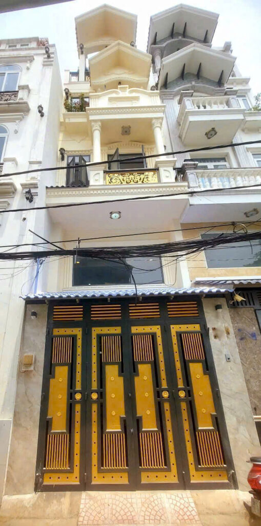 Siêu phẩm nhà phố 4 tầng phong cách Tân cổ điển – hướng Nam hợp mệnh, vị trí cực đẹp!