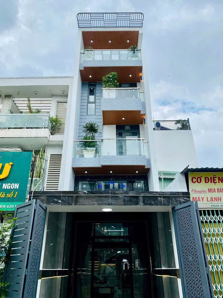 Nhà bán Gò Vấp Phan Huy Ích – Mặt tiền hẻm xe hơi, full nội thất cao cấp, hướng Đông Nam